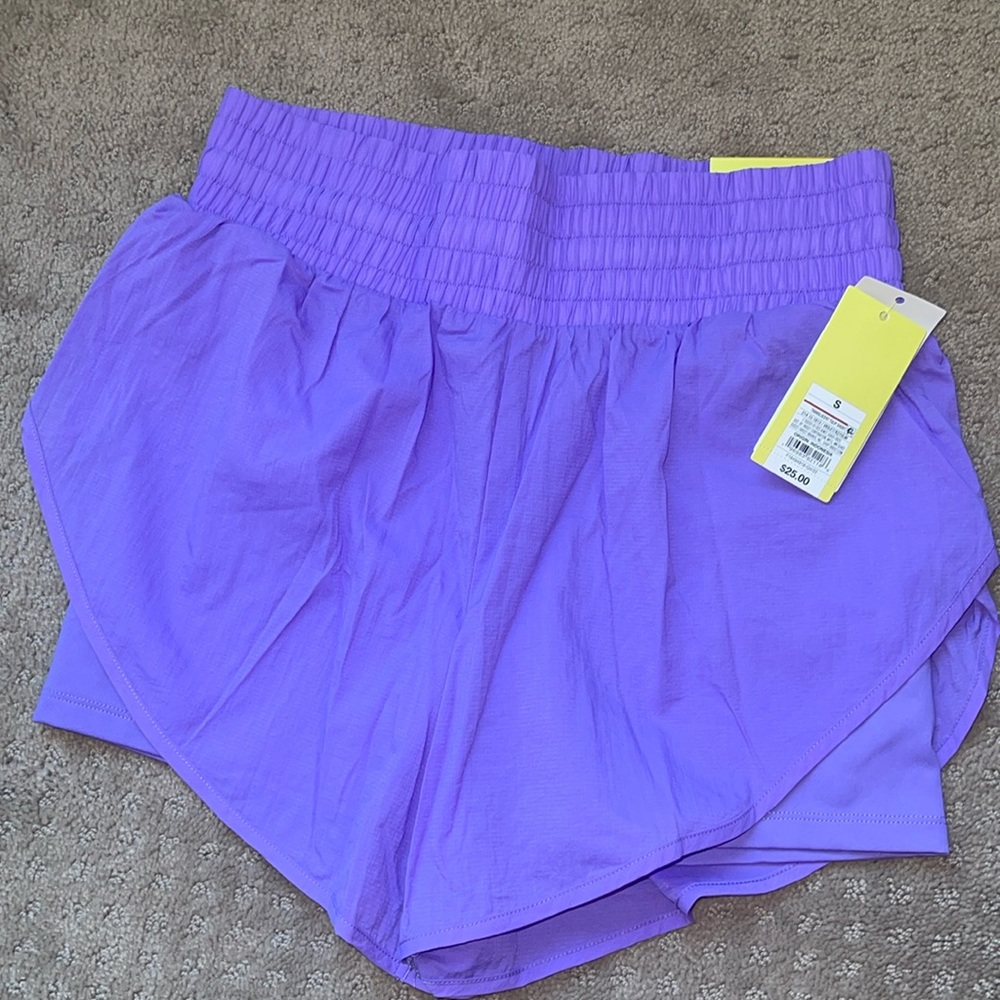 NWT All in Motion shorts SZ S